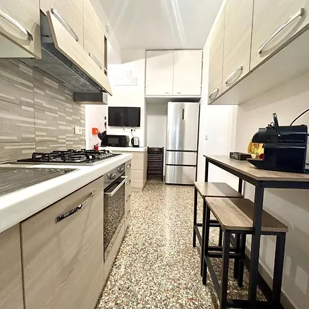 Positano ليدو دي أوستيا